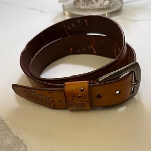 Men's Tan/Brown Leather Belt with Metal Buckle